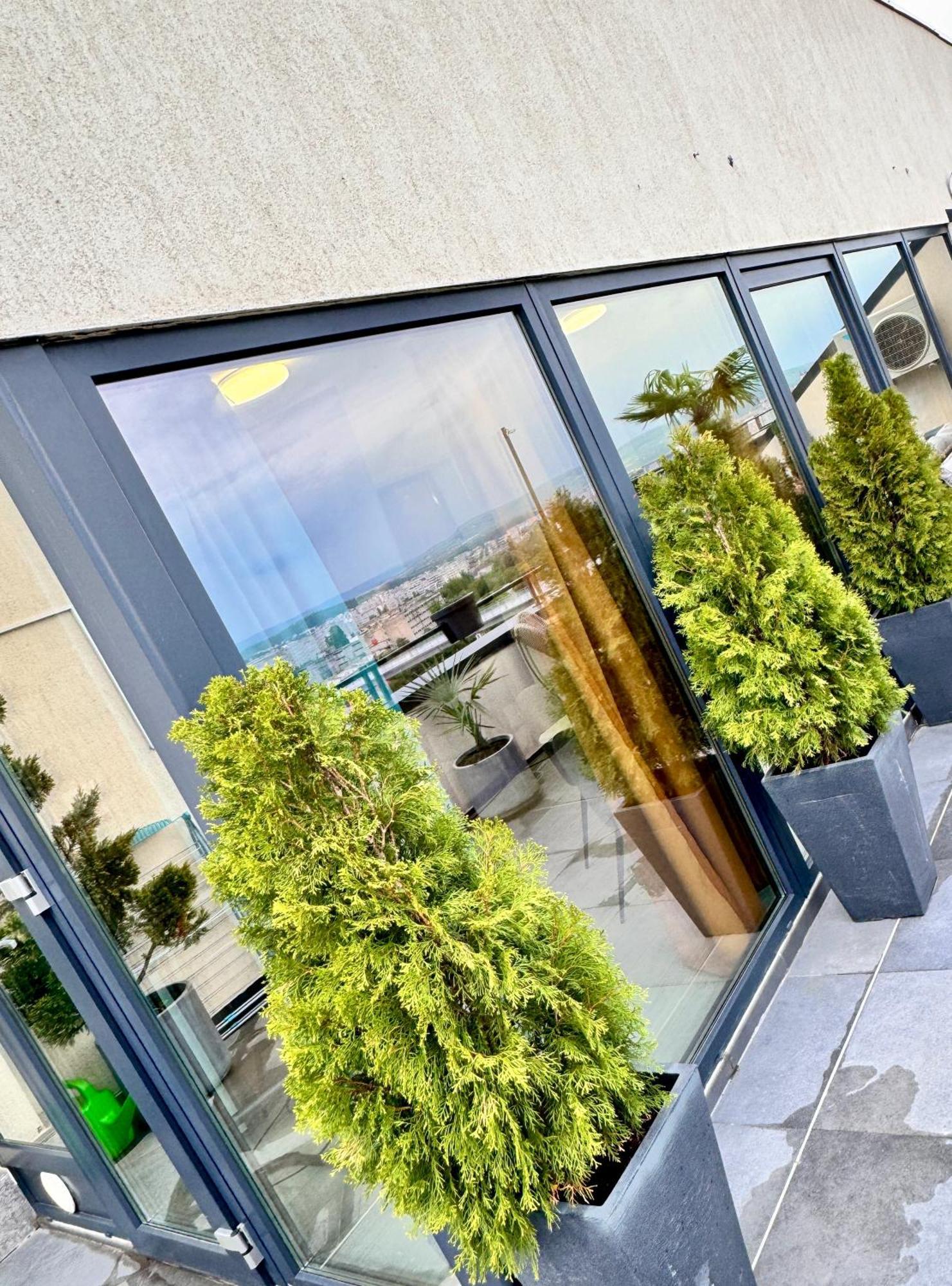 Penthouse Exclusive View , Iasi Lägenhet Exteriör bild