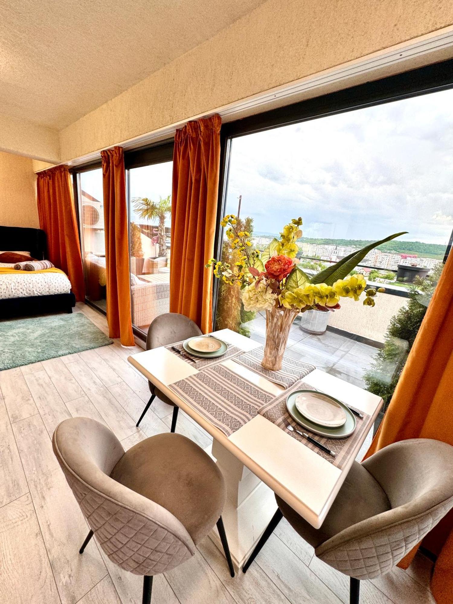 Penthouse Exclusive View , Iasi Lägenhet Exteriör bild