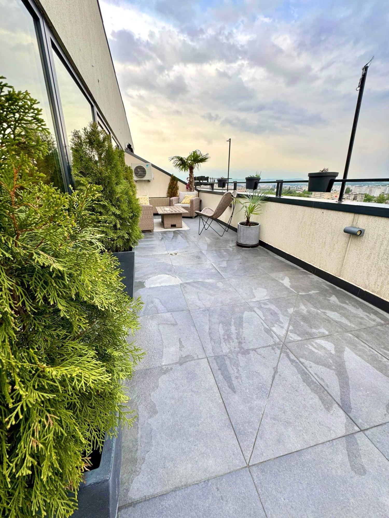 Penthouse Exclusive View , Iasi Lägenhet Exteriör bild