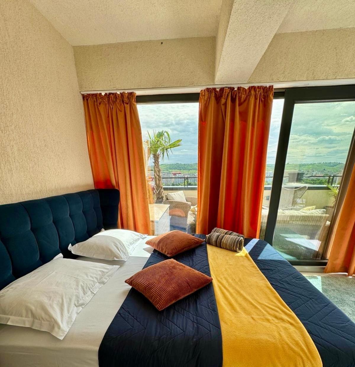 Penthouse Exclusive View , Iasi Lägenhet Exteriör bild