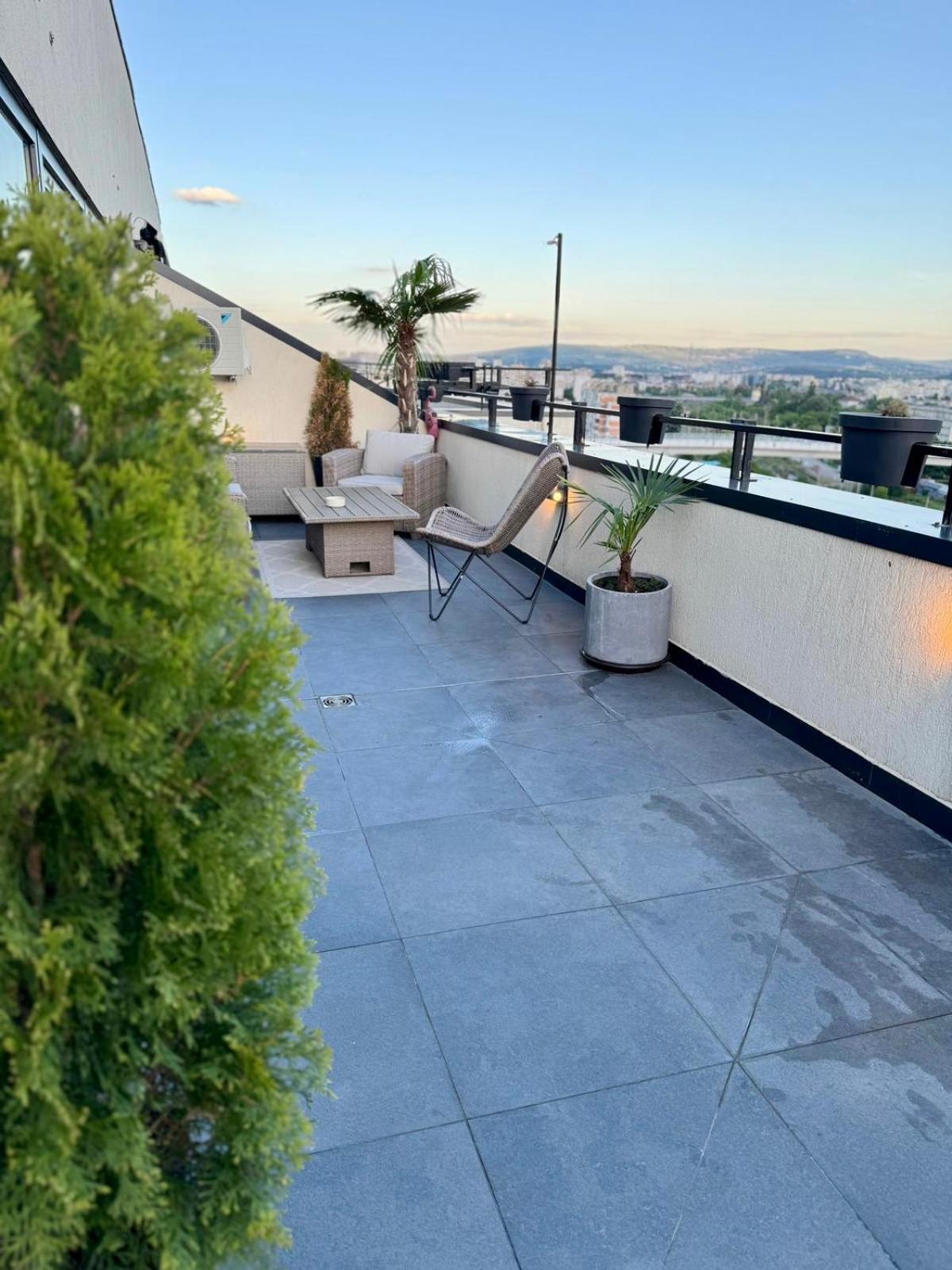 Penthouse Exclusive View , Iasi Lägenhet Exteriör bild